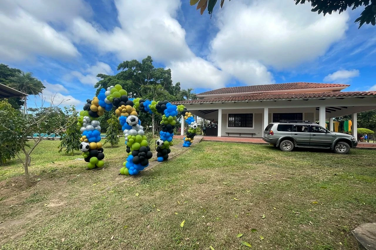 Área exterior posterior para eventos en Eventos Peniel