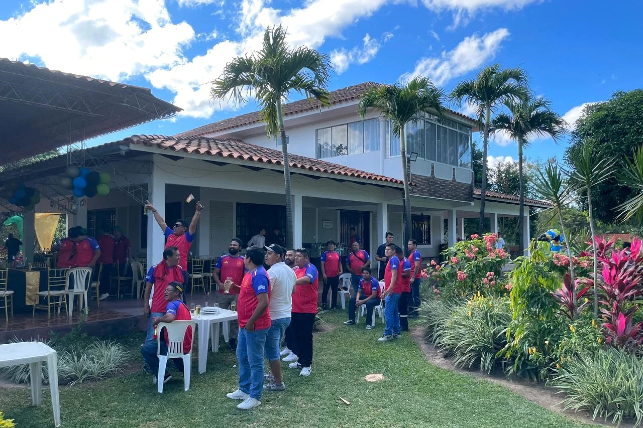 Área verde abierta de Eventos Peniel